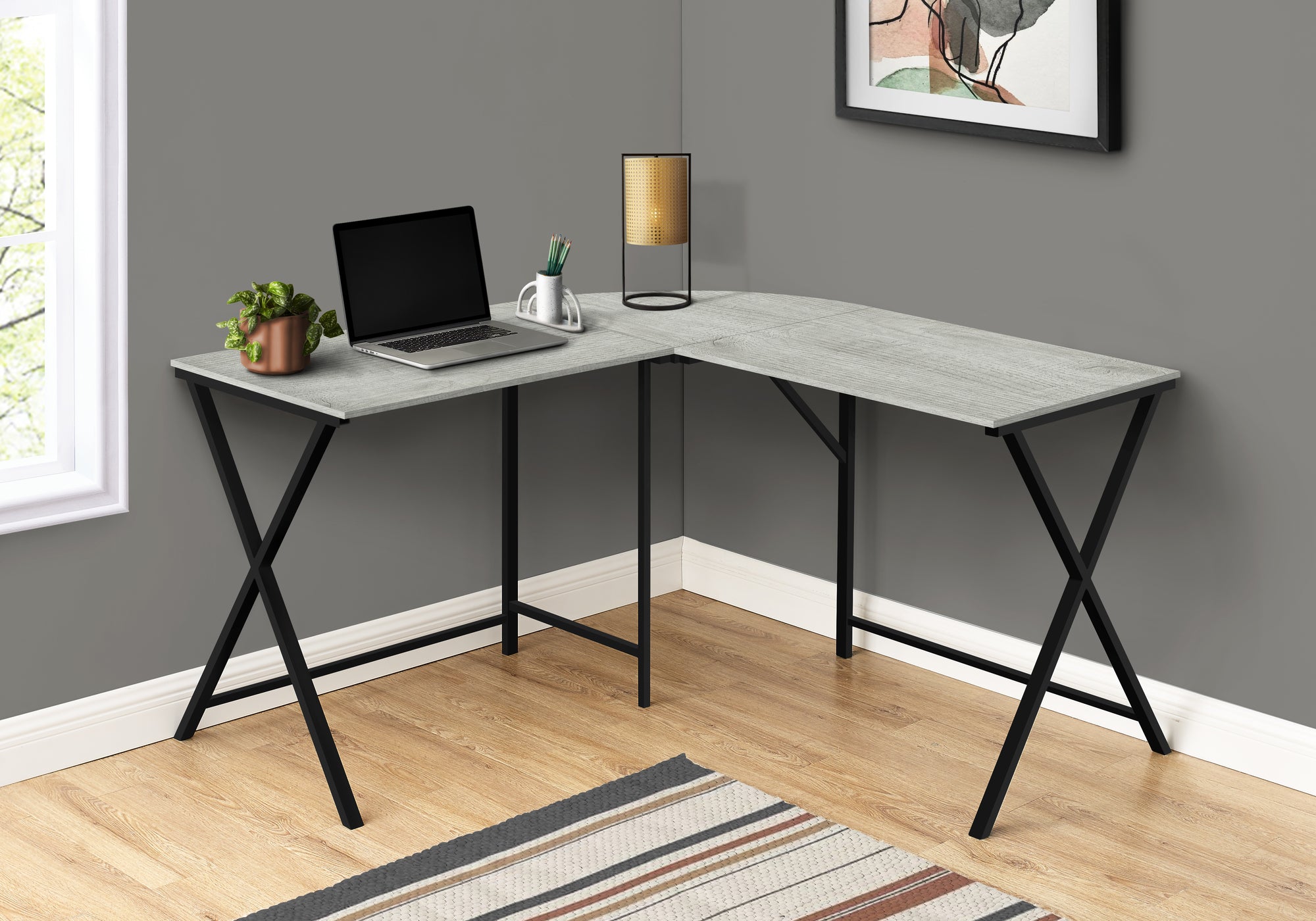 BUREAU D'ORDINATEUR - 55"L / DESSUS GRIS / COIN METAL NOIR