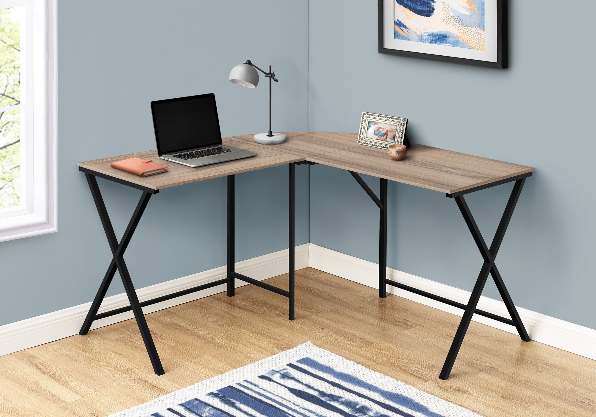 BUREAU D'ORDINATEUR - 55"L / DESSUS TAUPE FONCE / COIN METAL NOIR