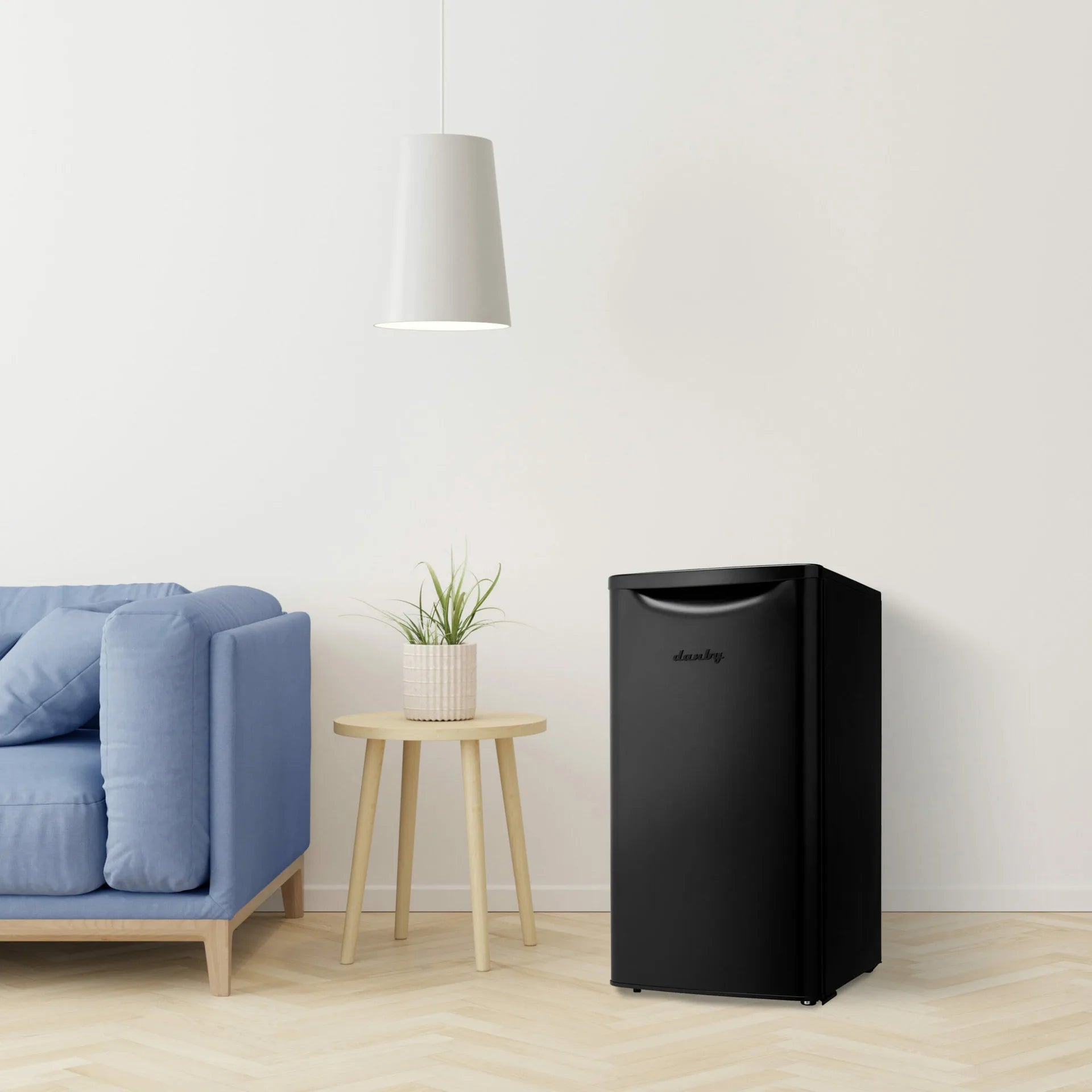 Réfrigérateur Compact Danby 18" 3,3 pi³ Noir Mat Retro sans Congélateur DAR033A6BDB