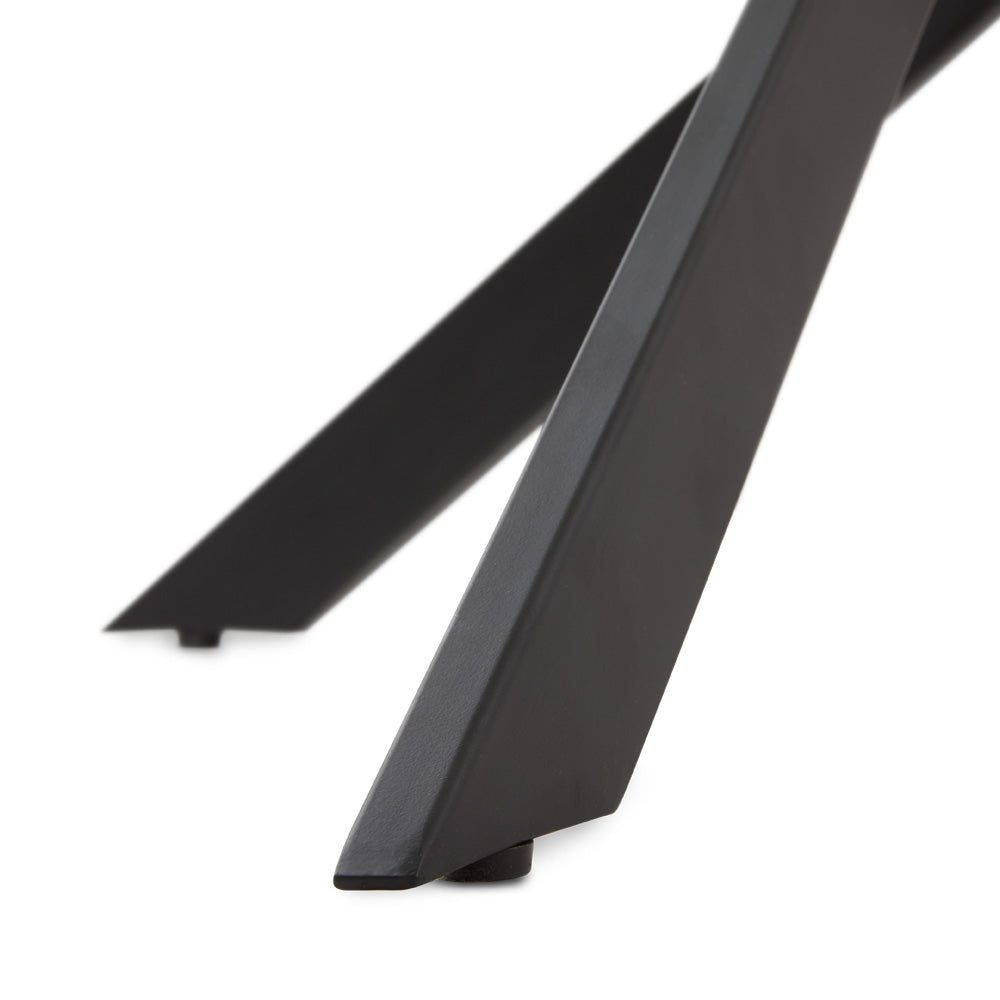 Table de salle à manger Victor Black : taille régulière