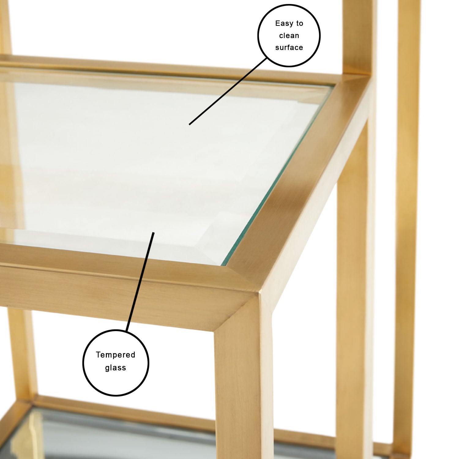 Table de bout dorée à plusieurs niveaux