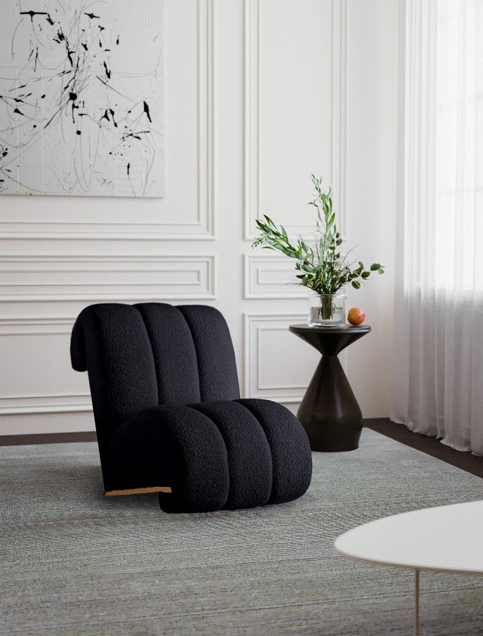 Fauteuil d'appoint en fausse peau de mouton Swoon