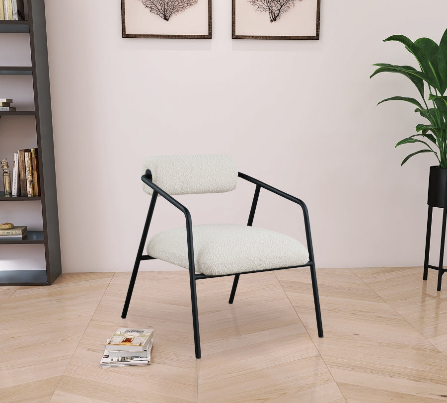 Fauteuil d'appoint en tissu boucle Carly