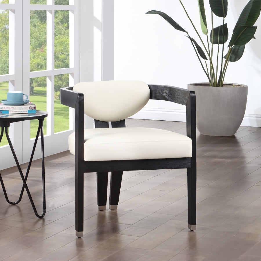 Chaise de salle à manger en cuir végétalien Carlyle