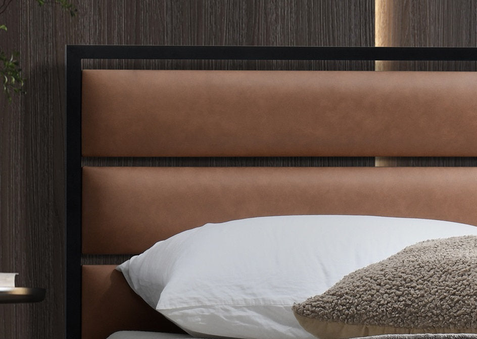 Lit Plateforme Style Moderne/Industriel - Mousse Haute Densité, Structure Métallique, Inserts PU Beige