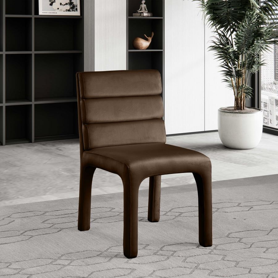 Chaise de salle à manger en velours Kai