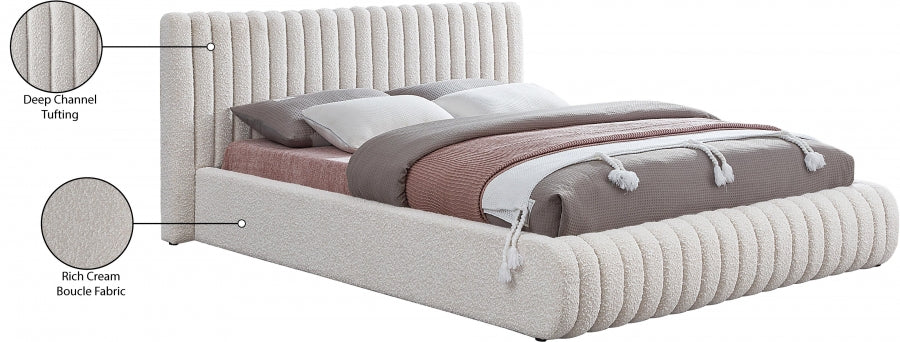 Lit double en tissu bouclé Nash