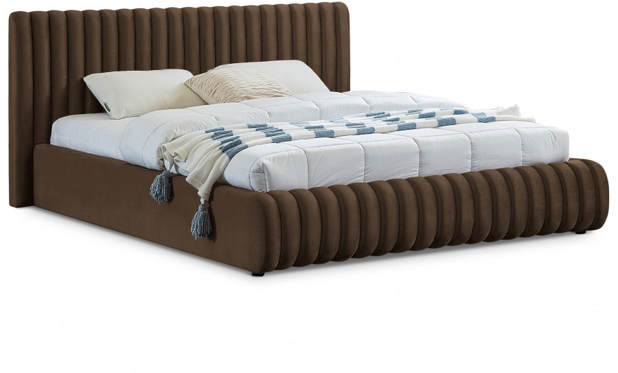 Lit King Size en velours Nico
