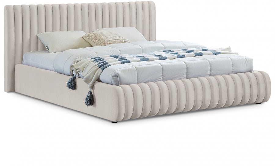 Lit King Size en velours Nico