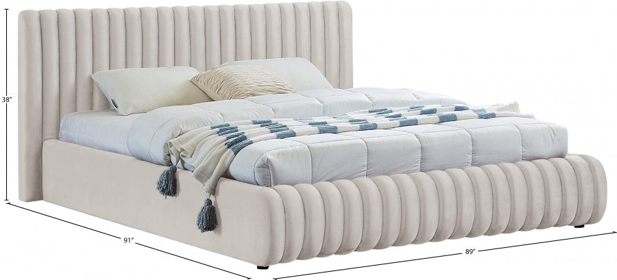 Lit King Size en velours Nico