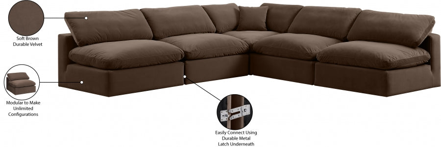 Canapé sectionnel confortable en velours
