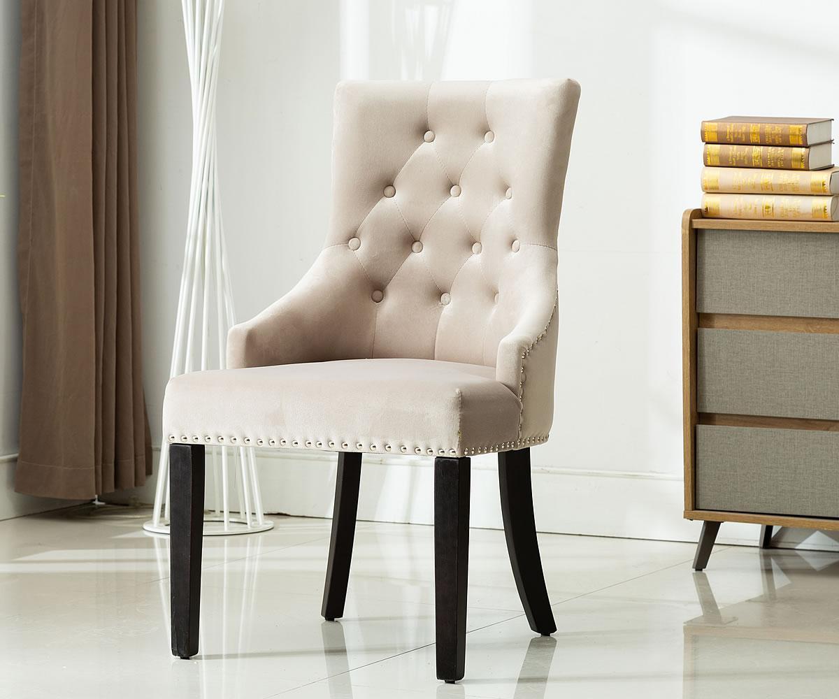 Chaises Pansy (2 par boîte) ( Meuble Mtl )