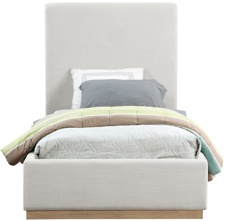 Lit simple en tissu texturé en lin couleur crème Alfie