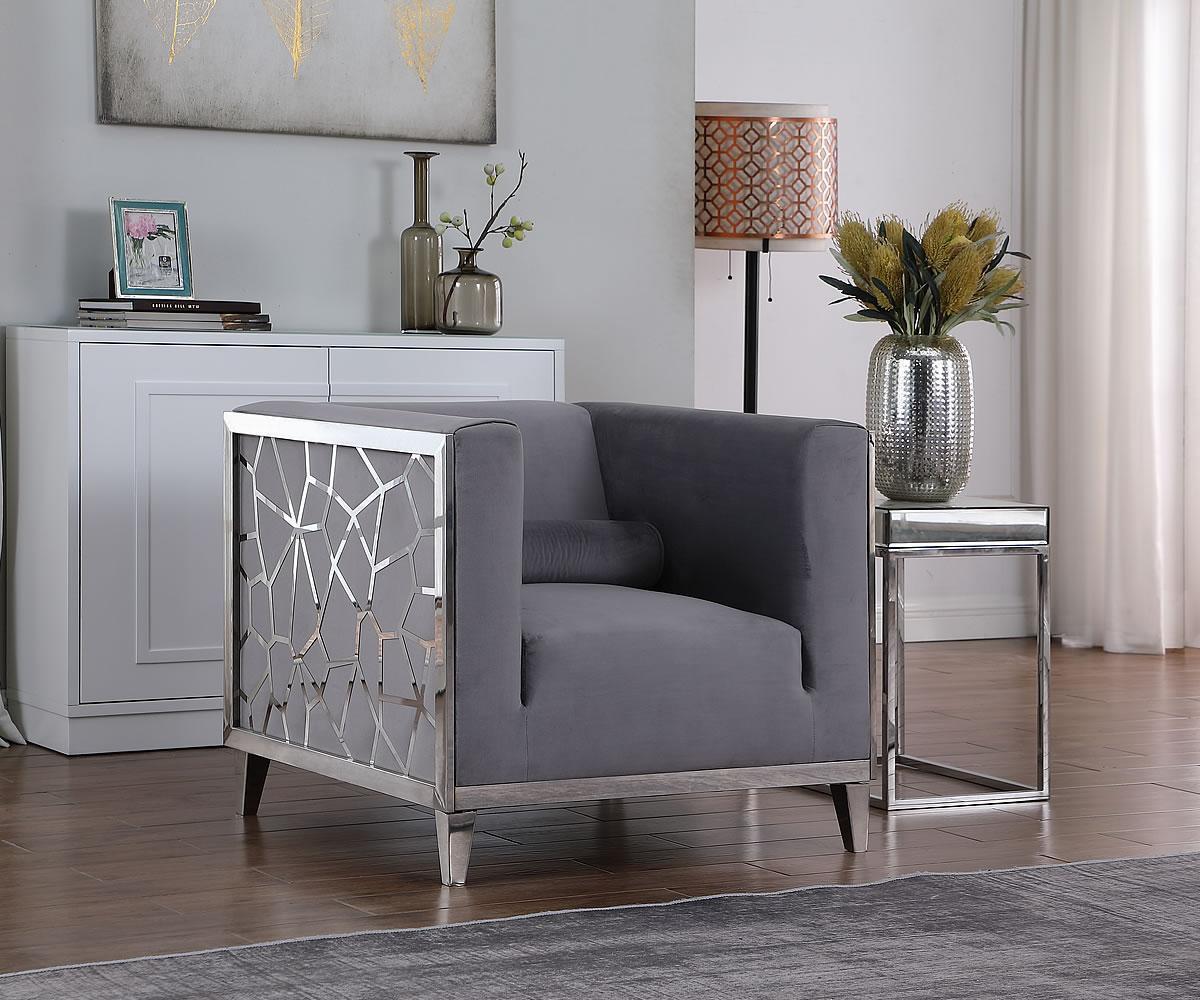 Chaise Darlène ( Meuble Mtl )