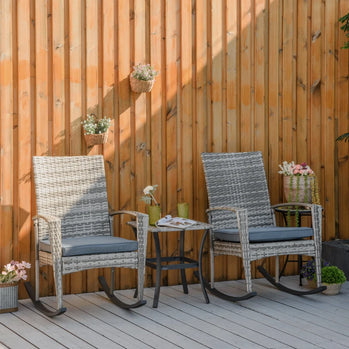 Ensemble de 3 chaises à bascule en osier pour patio, ensemble bistro d'extérieur en rotin PE, ensemble de conversation à bascule avec 2 chaises et 1 table basse pour jardin, terrasse, bord de piscine, gris