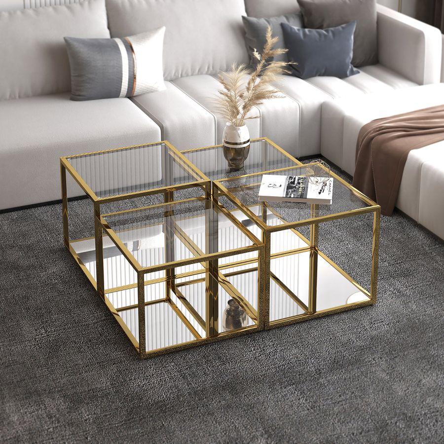 Ensemble de 4 tables basses à plusieurs niveaux Casini en or ( Meuble Mtl )