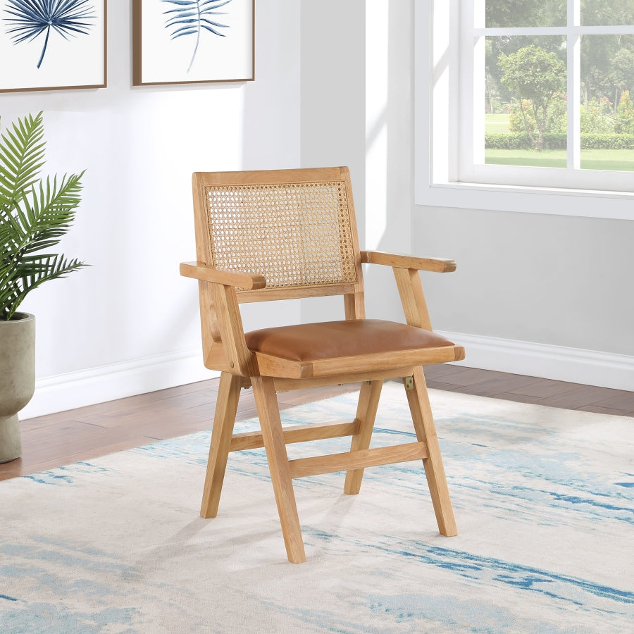Fauteuil de salle à manger en cuir végétalien Abby