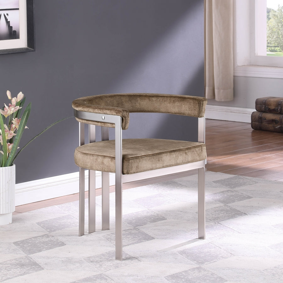 Chaise de salle à manger en velours pierre Marcello