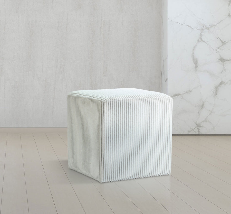 Pouf / tabouret en tissu microsuède Roy