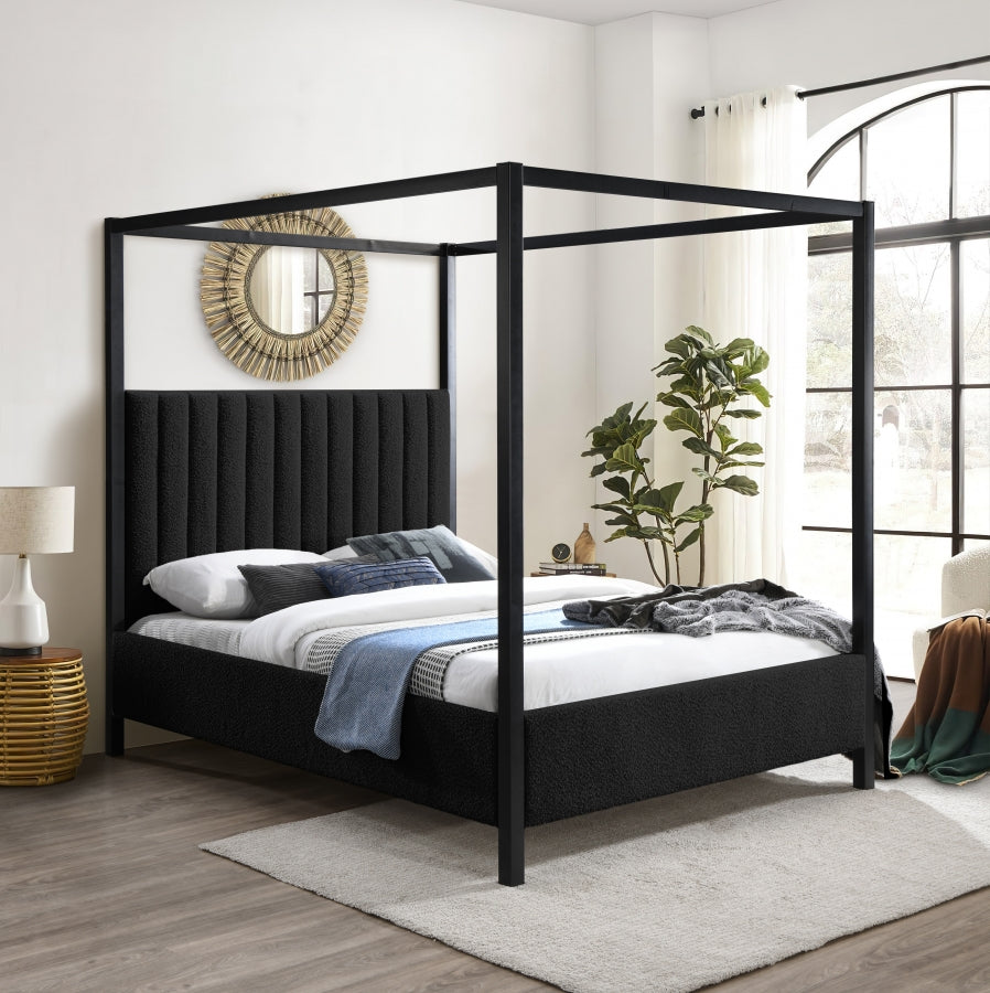 Lit king size en tissu bouclé Kelly
