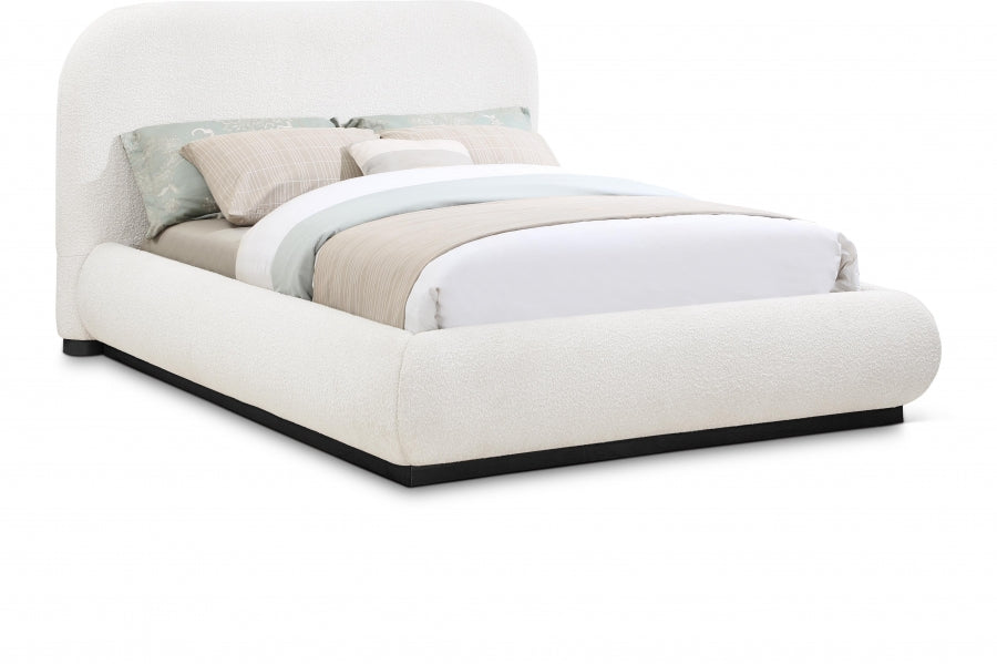 Lit très grande couleur crème en tissu boucle Vaughn