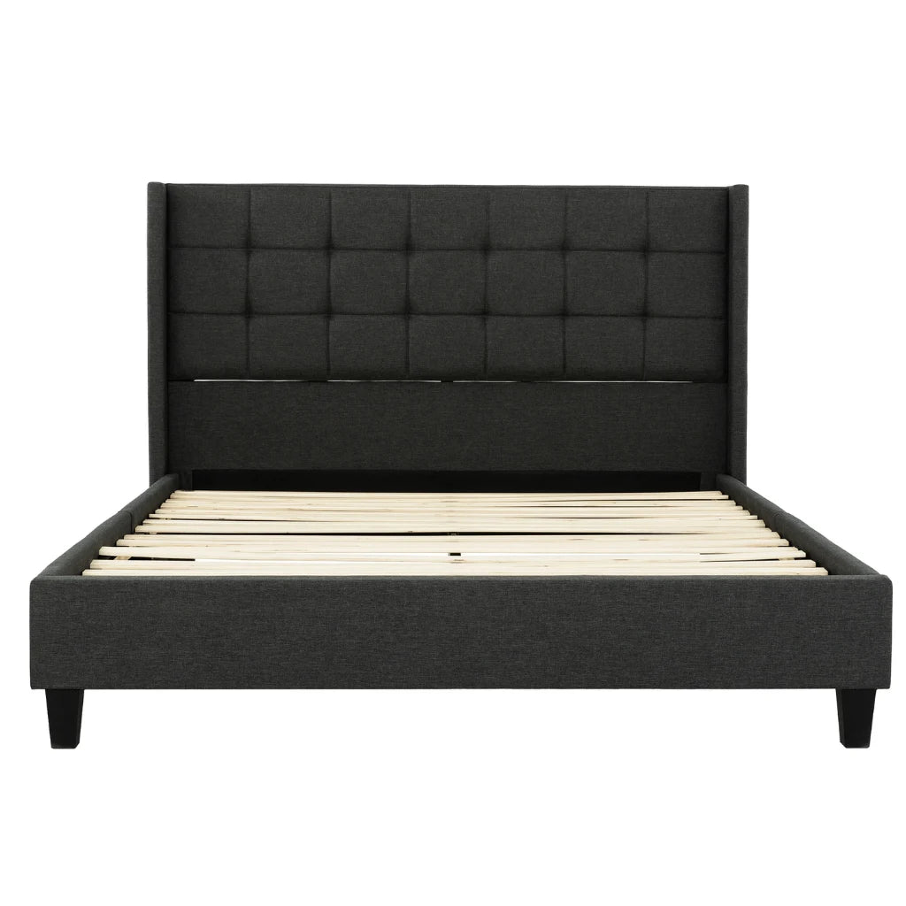 Ora : Le Lit Plateforme au Design Carré Capitonné