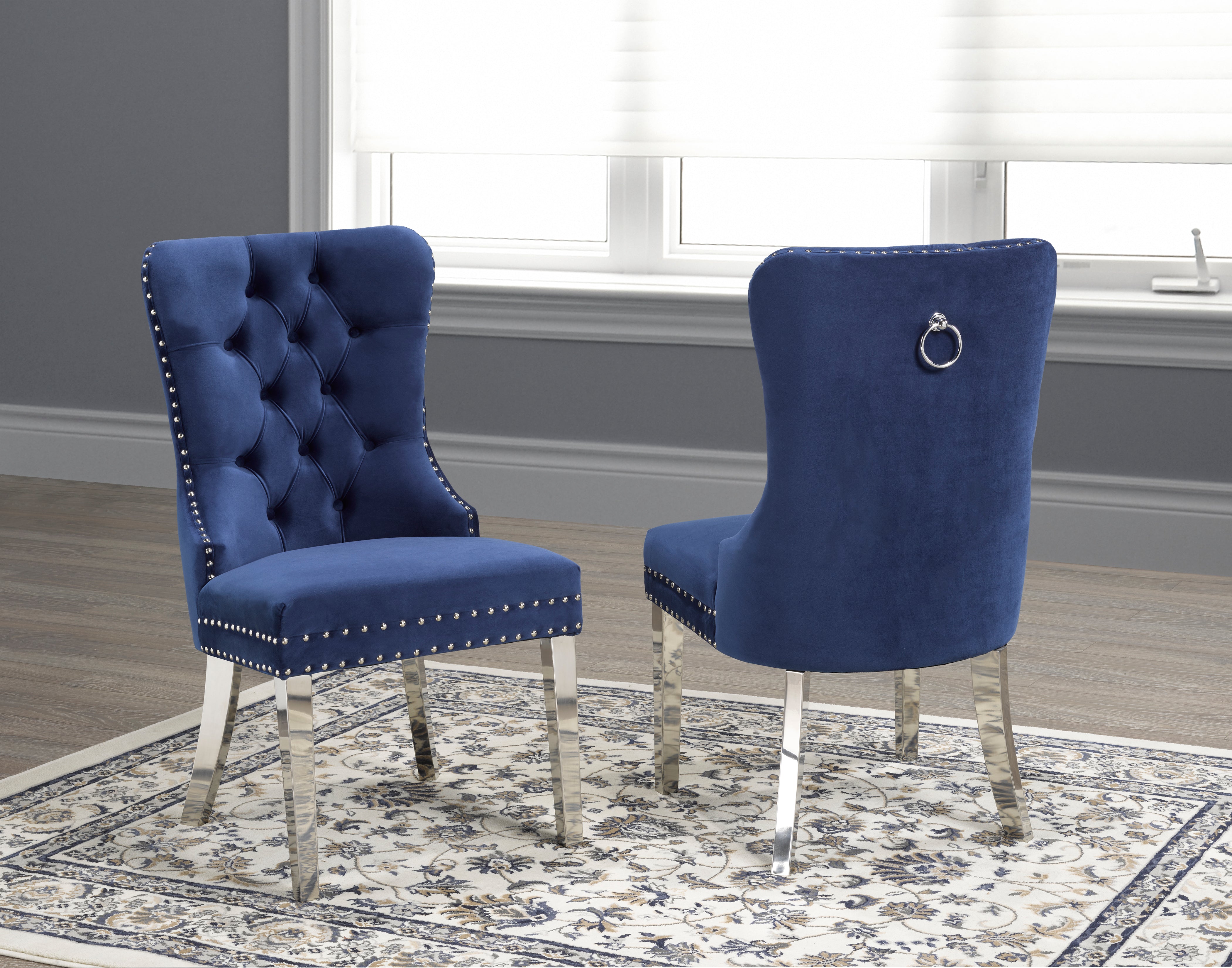 CHAISE DE SALLE À MANGER, JEU DE 2 ( Meuble Mtl )