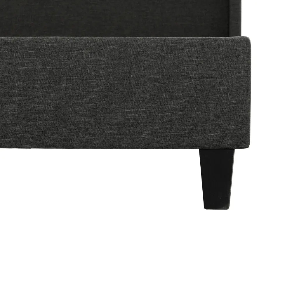 Ora : Le Lit Plateforme au Design Carré Capitonné