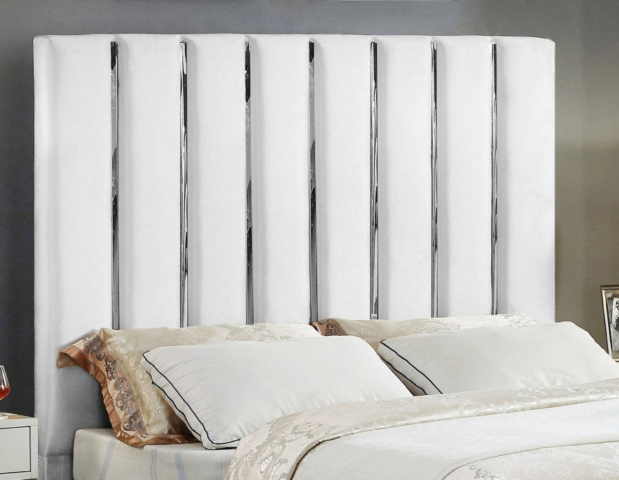 Lit Rembourré en Velours Blanc - Design Canaux Chromés, Support de Matelas