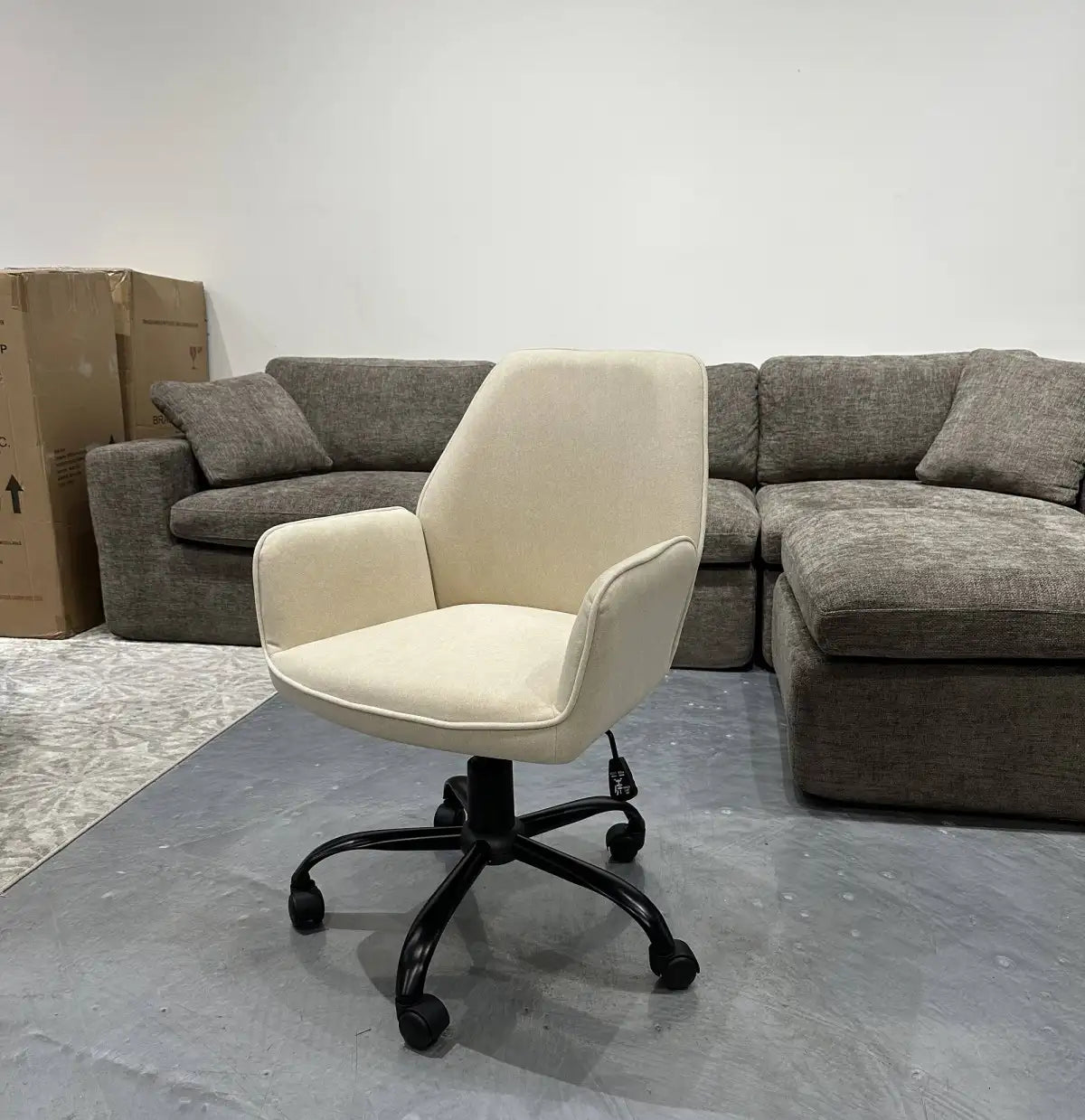 Chaise de Bureau Mareo en Tissu Beige - Style Minimaliste