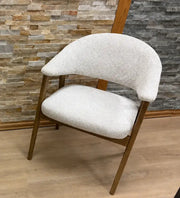 Chaise de salle à manger Adam en tissu taupe et noyer