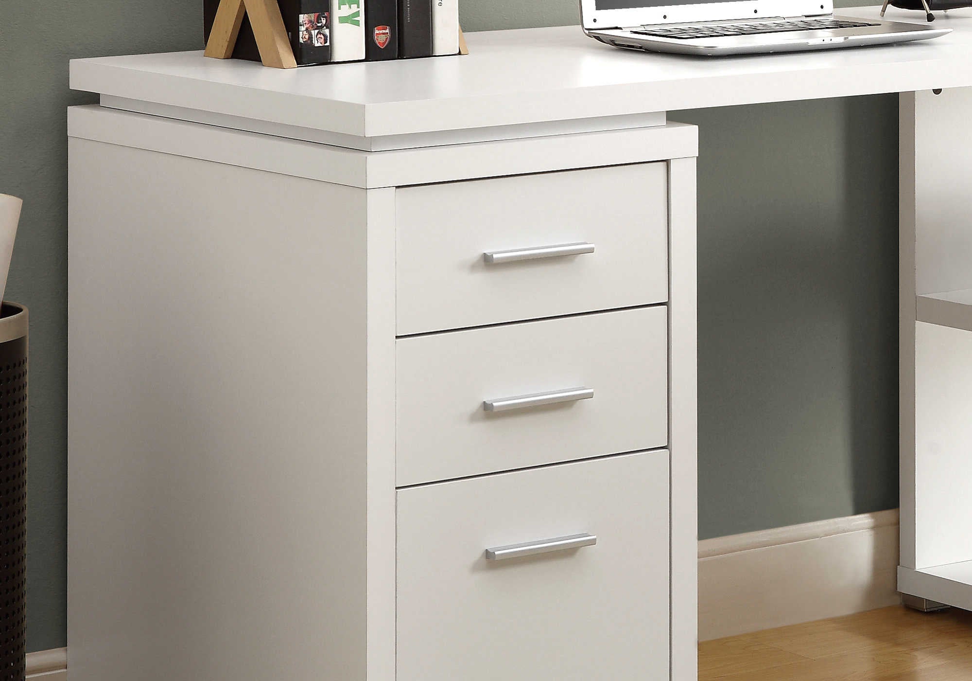 Computer desk - white / left or right corner configuration:I 7023