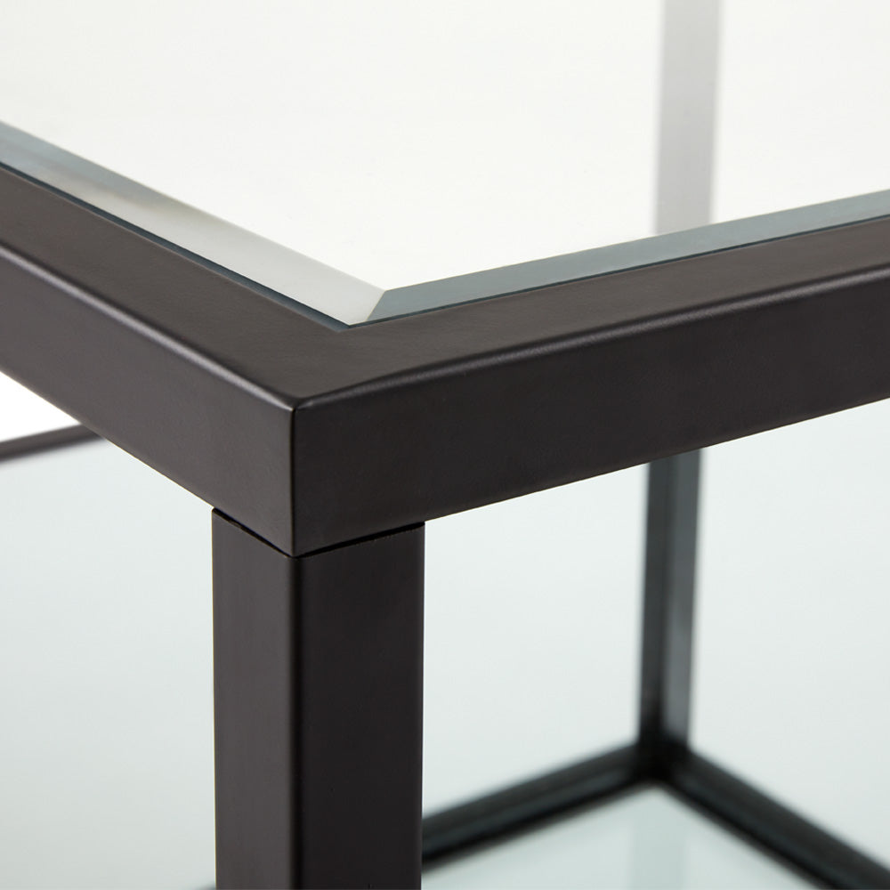 Table basse carrée noire caspienne : taille condo