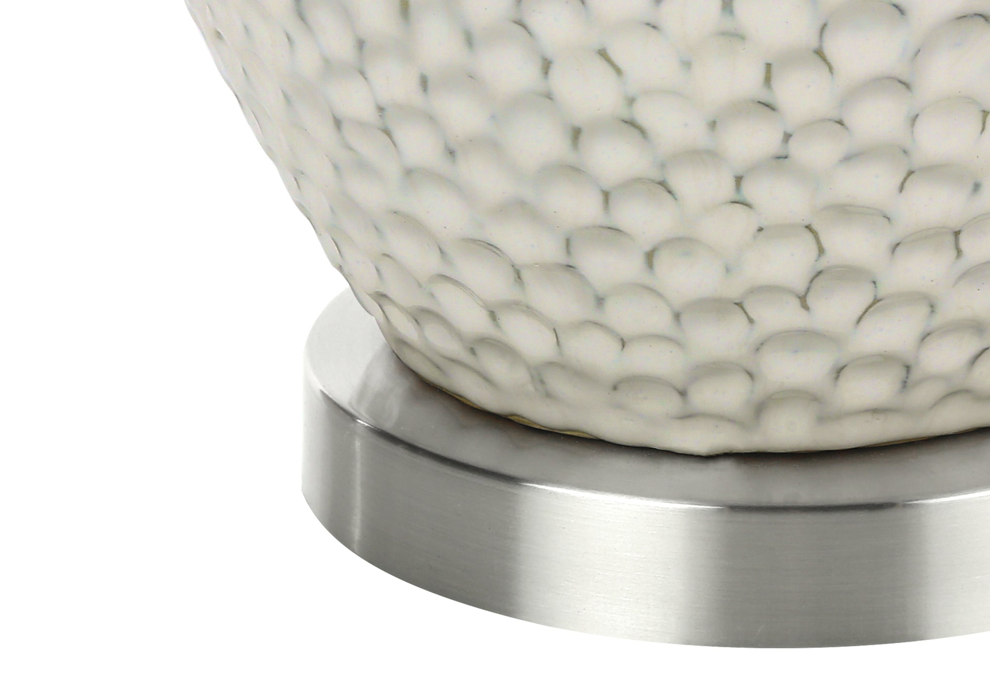 ÉCLAIRAGE - LAMPE DE TABLE 28"H CÉRAMIQUE CRÈME / ABAT-JOUR IVOIRE