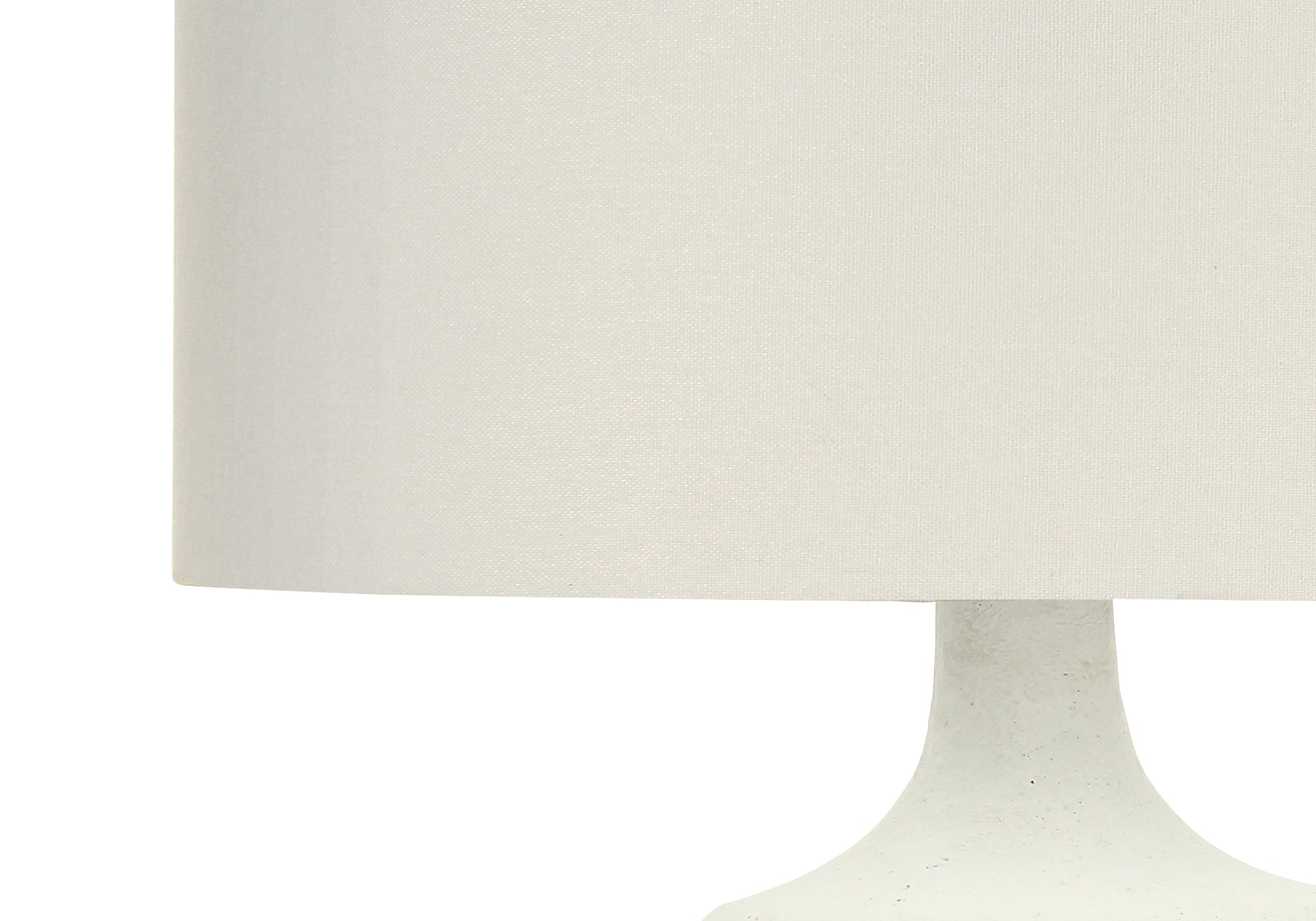 ÉCLAIRAGE - LAMPE DE TABLE 26"H RÉSINE CRÈME / ABAT-JOUR IVOIRE