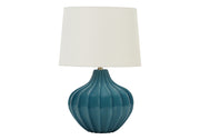 ÉCLAIRAGE - LAMPE DE TABLE 24"H CÉRAMIQUE BLEUE / ABAT-JOUR IVOIRE