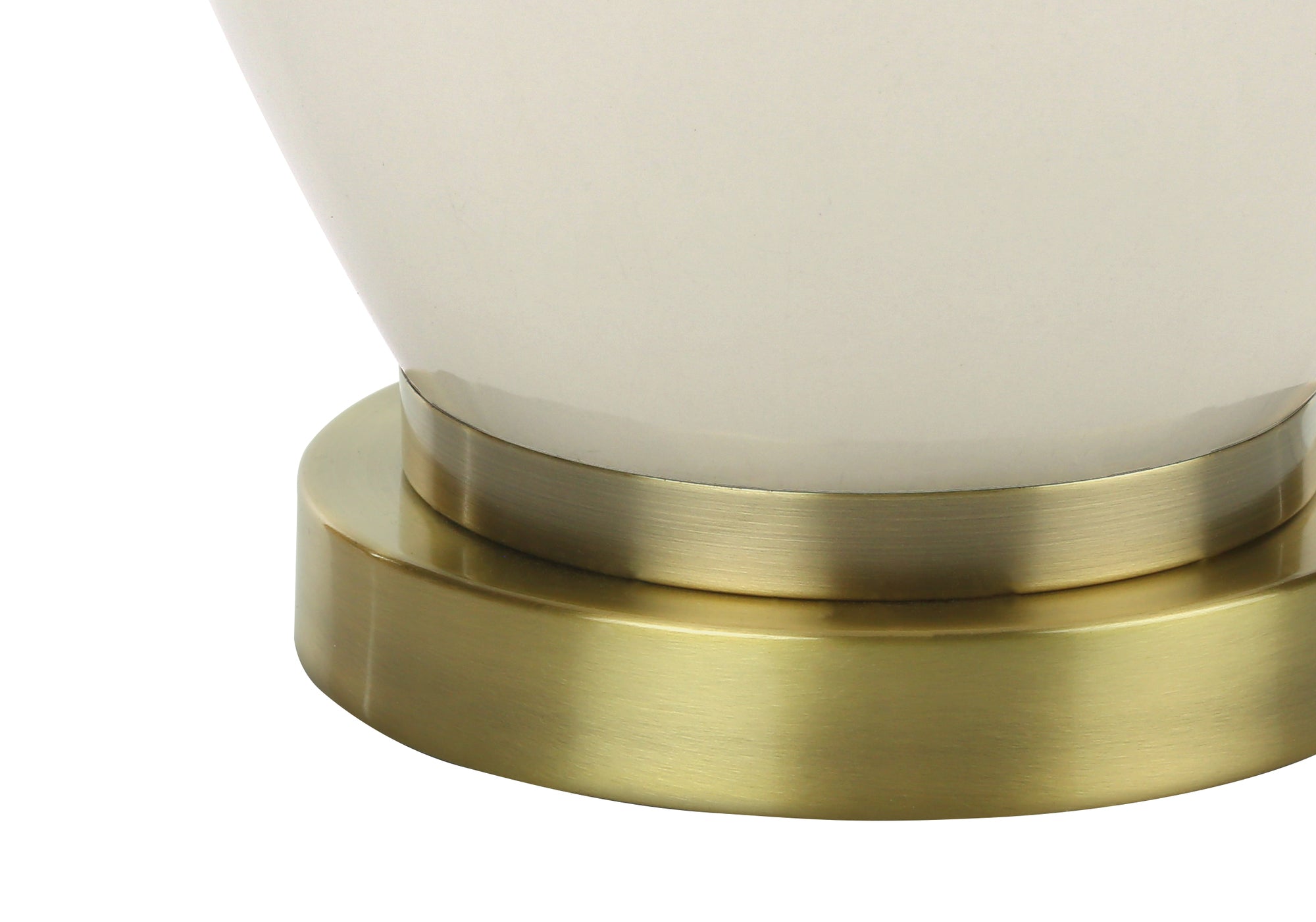 ÉCLAIRAGE - LAMPE DE TABLE 26"H CÉRAMIQUE CRÈME / ABAT-JOUR IVOIRE