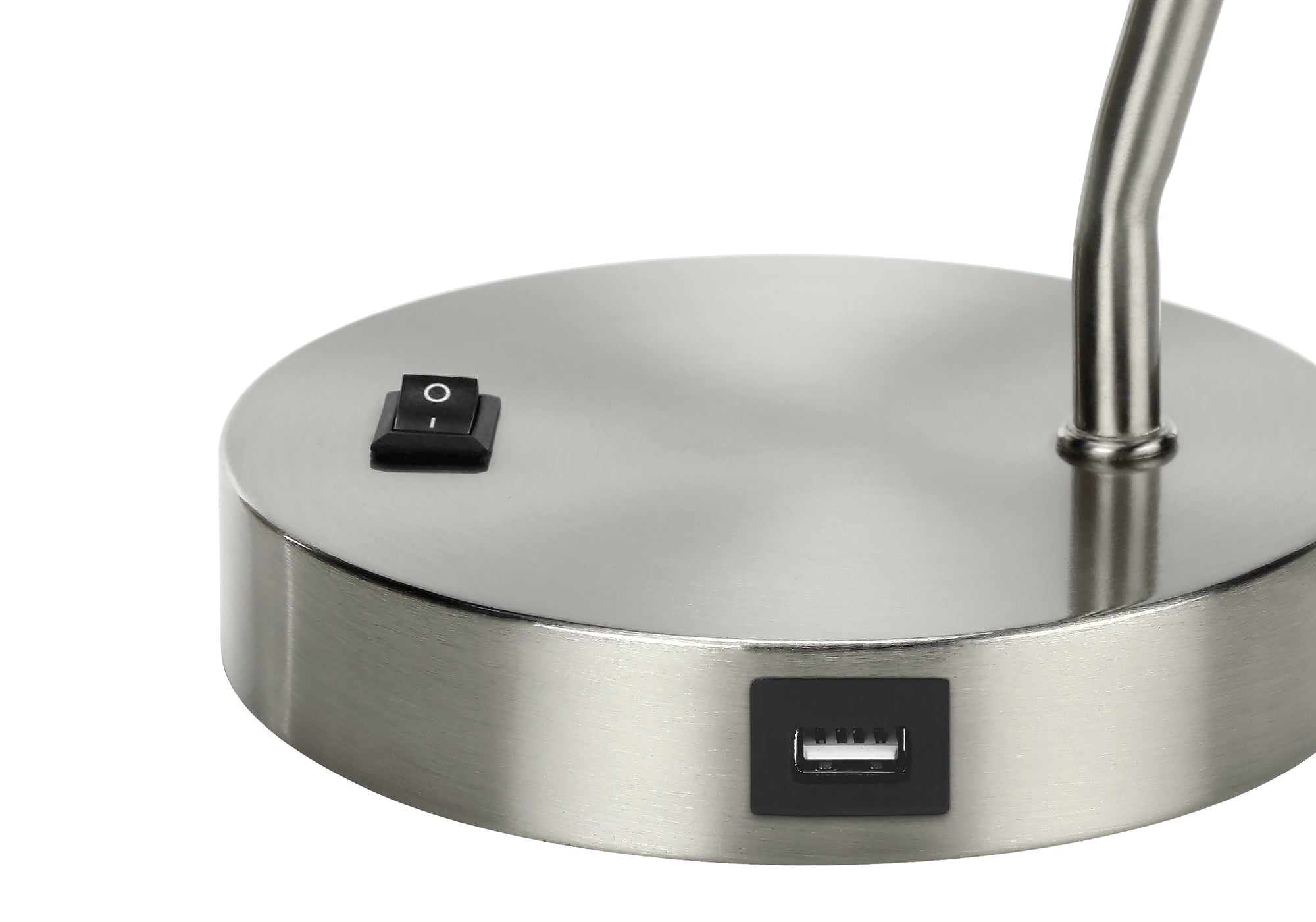 ÉCLAIRAGE - LAMPE DE TABLE 17" H MÉTAL NICKEL/Abat-jour NICKEL/USB