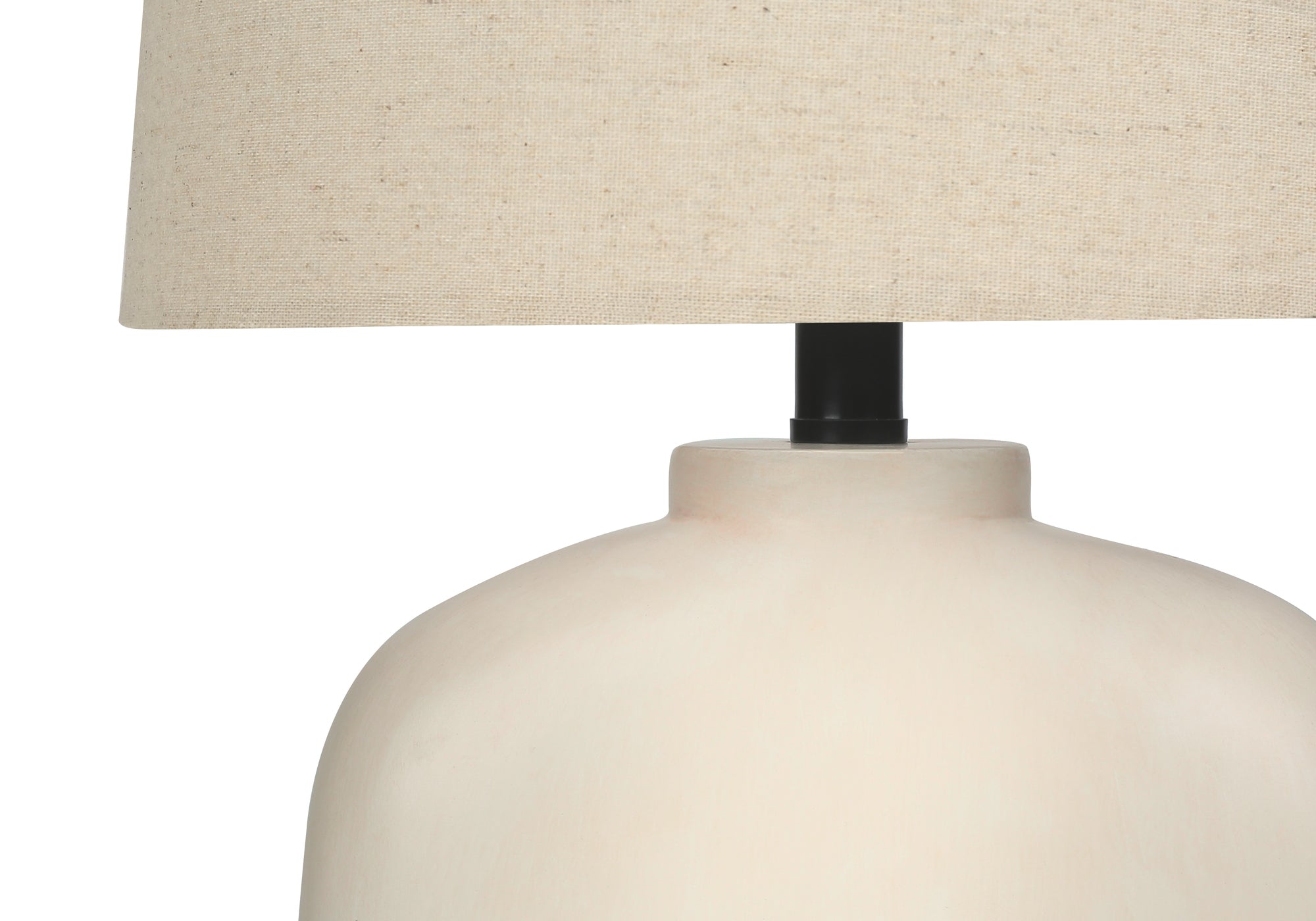 ÉCLAIRAGE - LAMPE DE TABLE 25"H RÉSINE CRÈME / ABAT-JOUR BEIGE