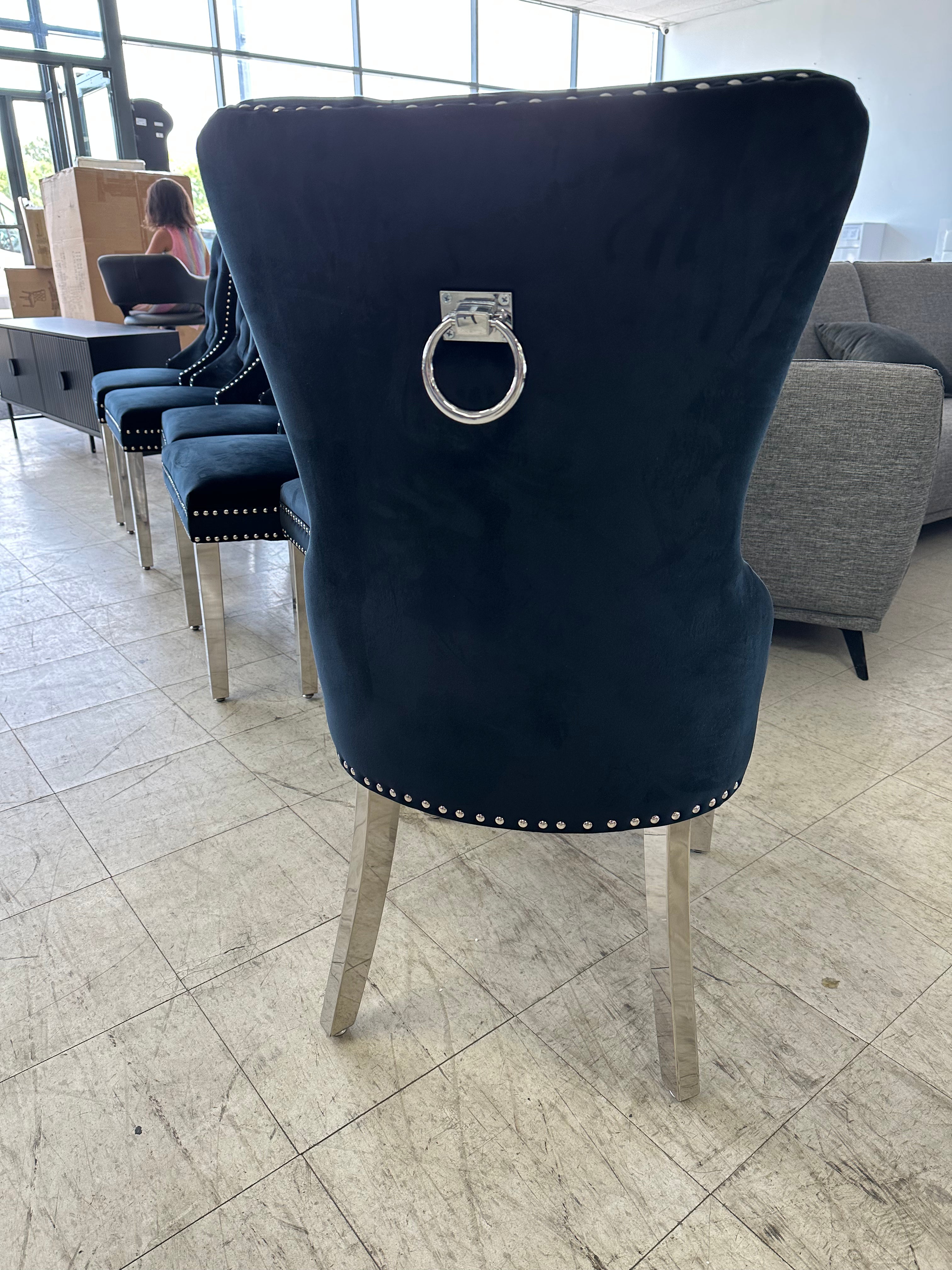 CHAISE DE SALLE À MANGER VALORIA ( Meuble Mtl )