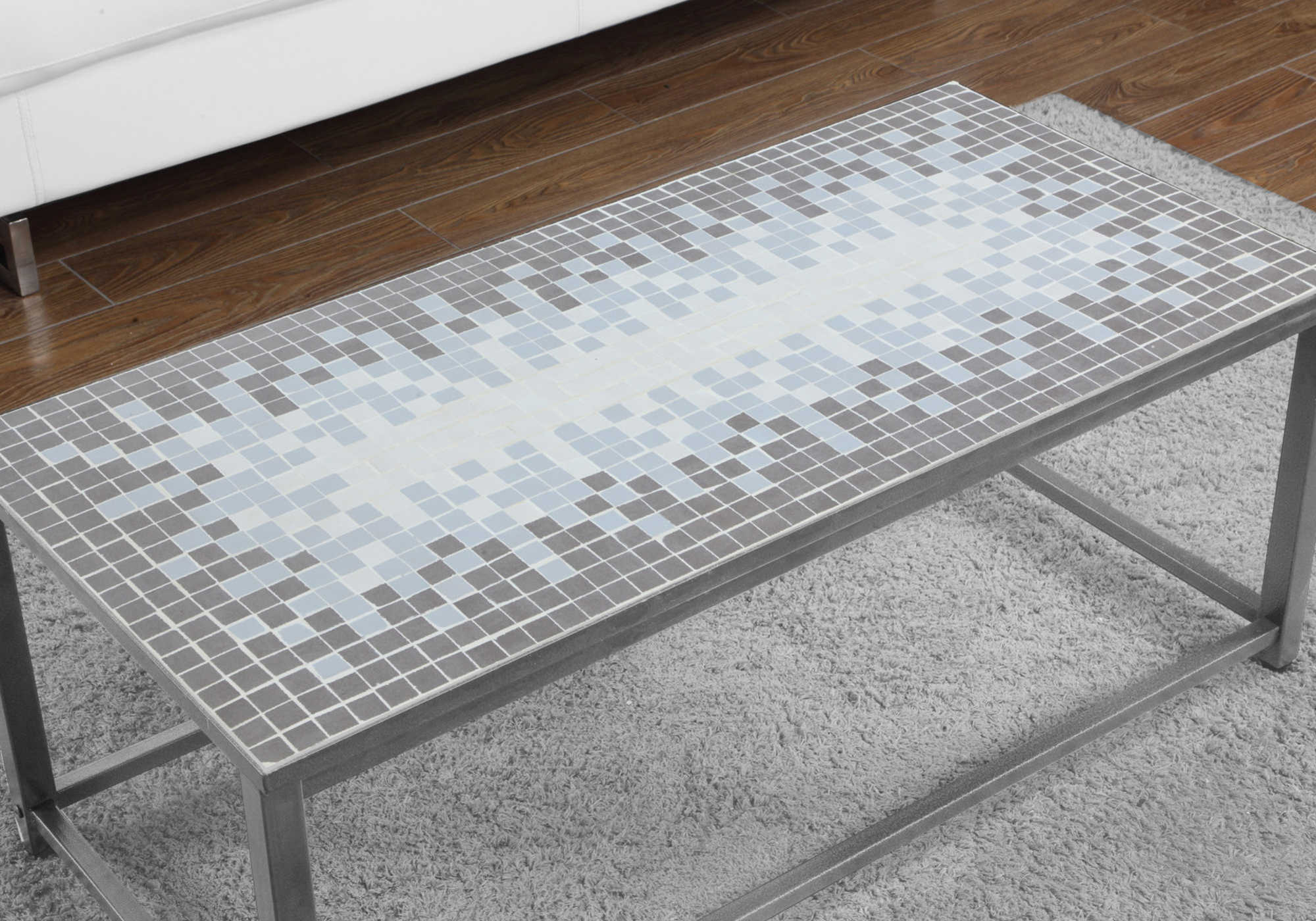 TABLE BASSE - GRIS / PLATEAU TUILE BLEU / ARGENT MARTELE ( Meuble Mtl ) 