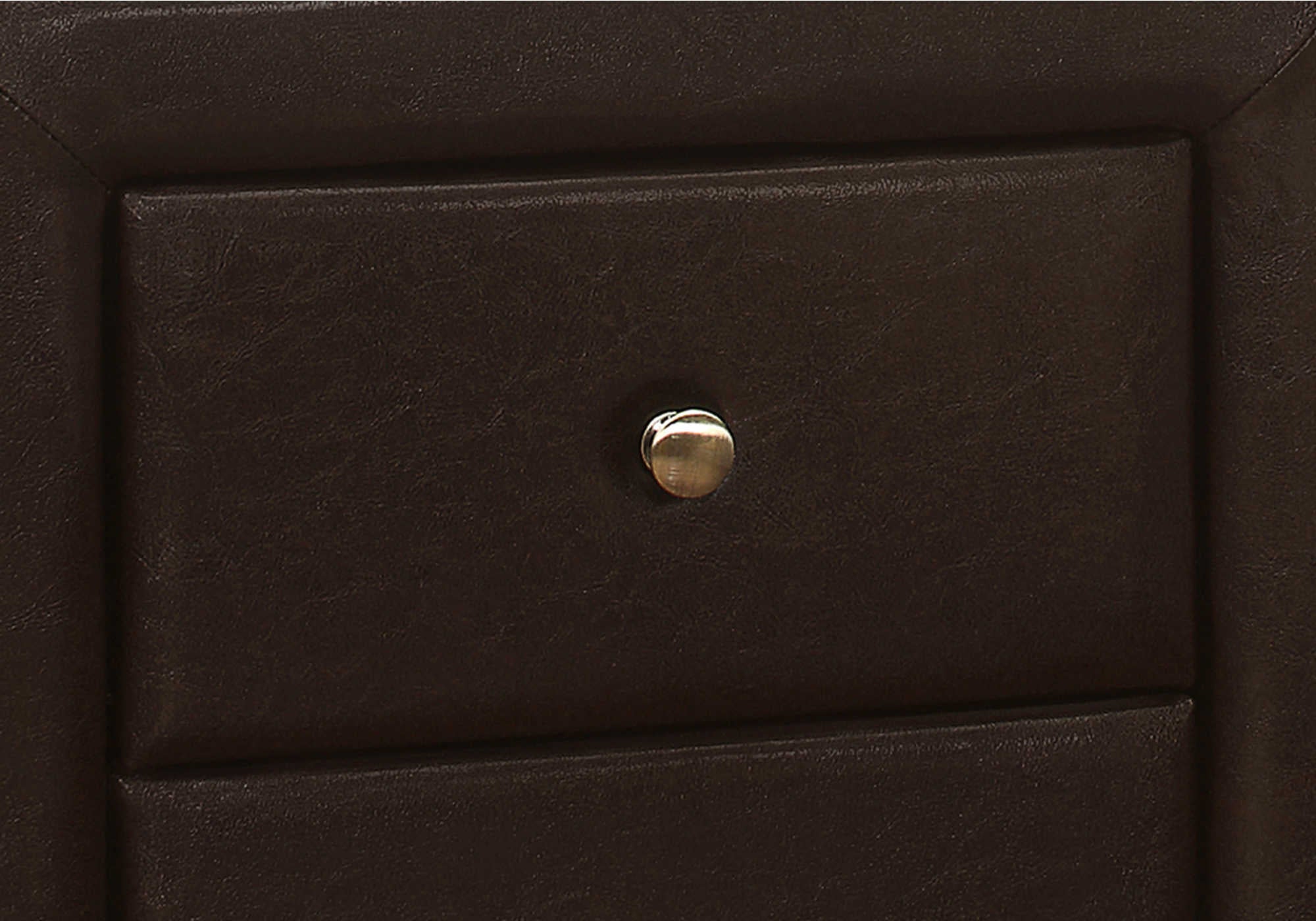 TABLE DE NUIT CHAMBRE - 21"H / SIMILI-CUIR BRUN ( Meuble Mtl ) 