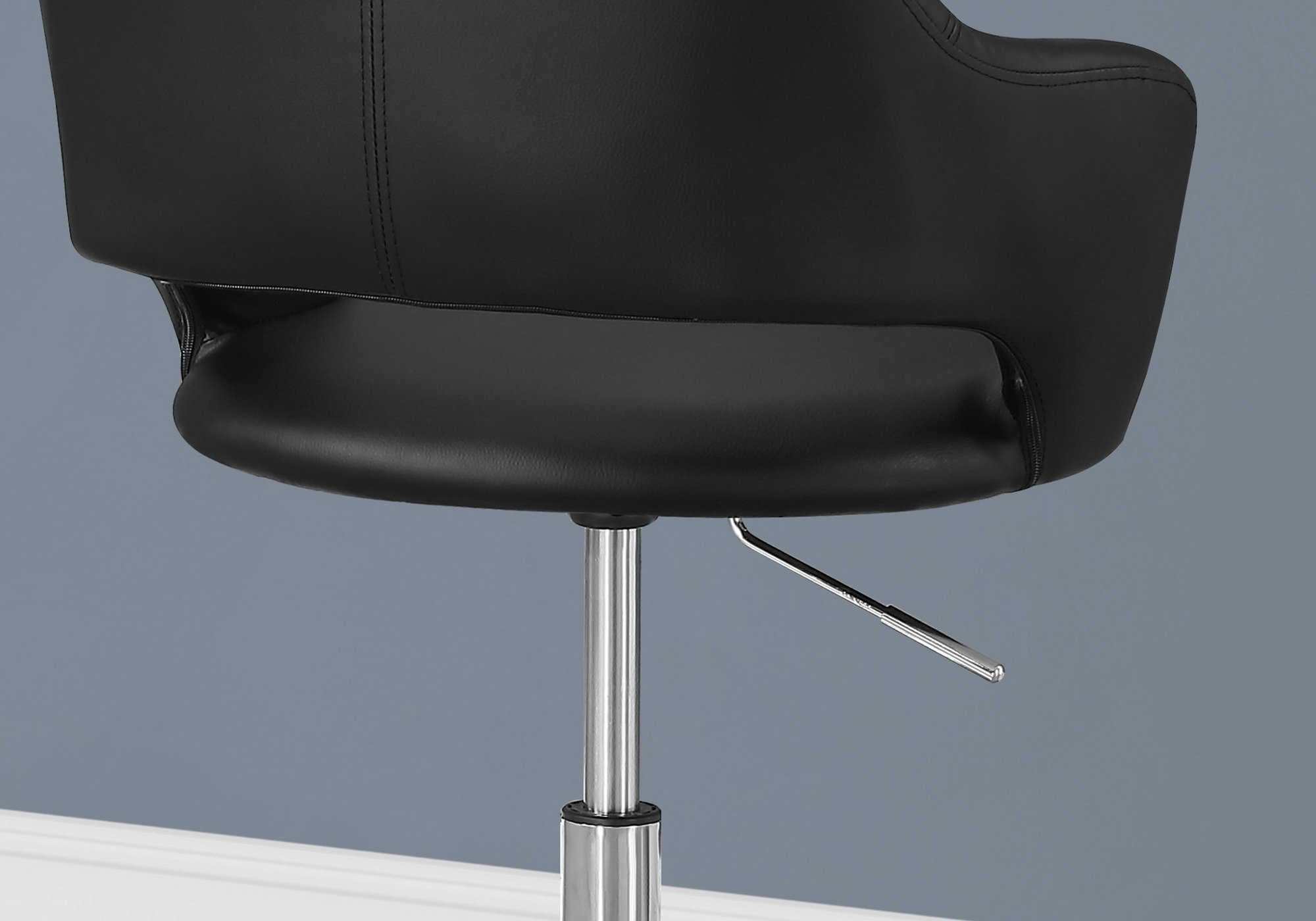 CHAISE DE BUREAU - PIETEMENT LEVANT HYDRAULIQUE NOIR / MÉTAL CHROMÉ ( Meuble Mtl ) 