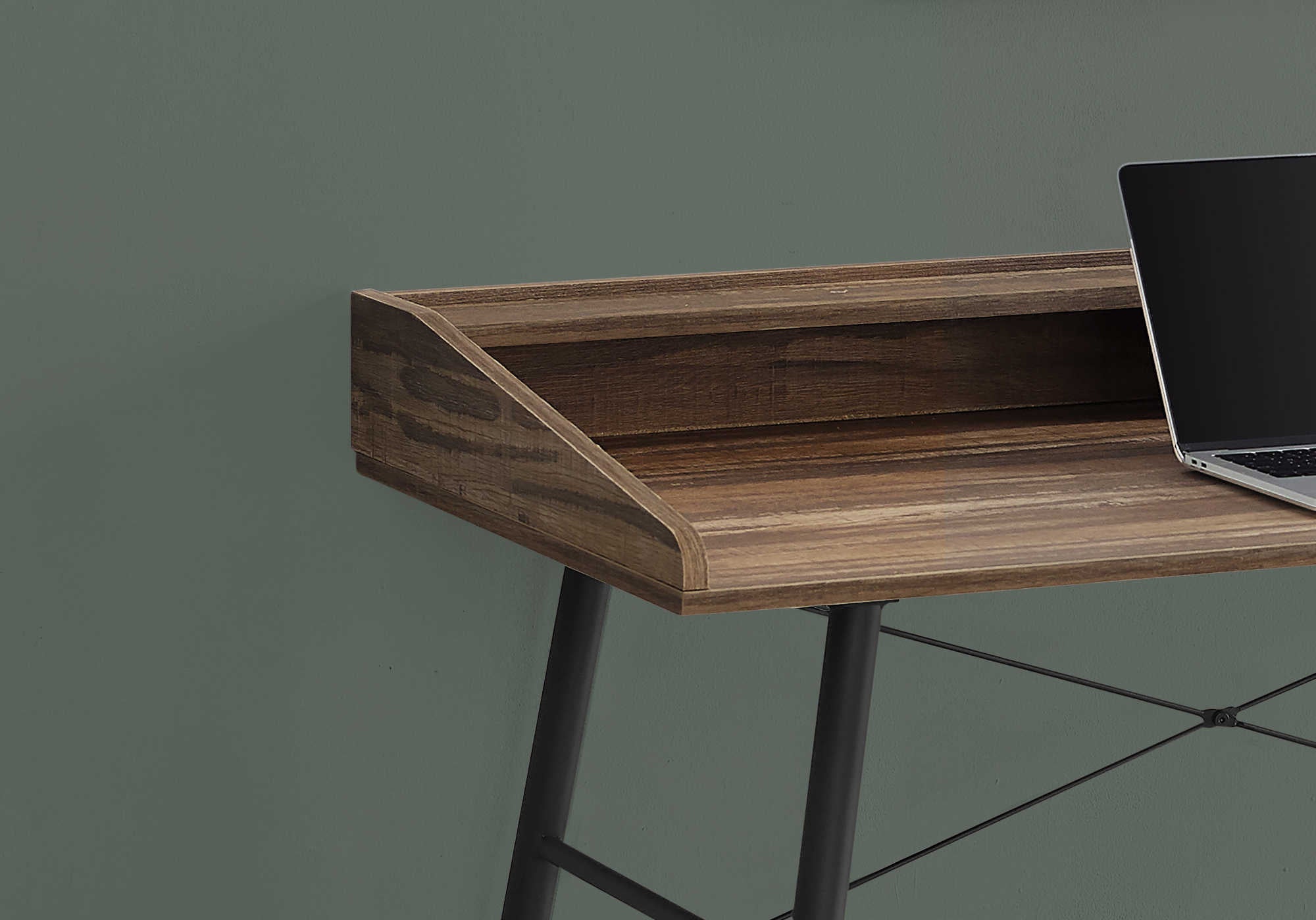 BUREAU D'ORDINATEUR - 48"L / BOIS DE RÉCUPÉRATION BRUN / MÉTAL NOIR  Meuble Mtl )