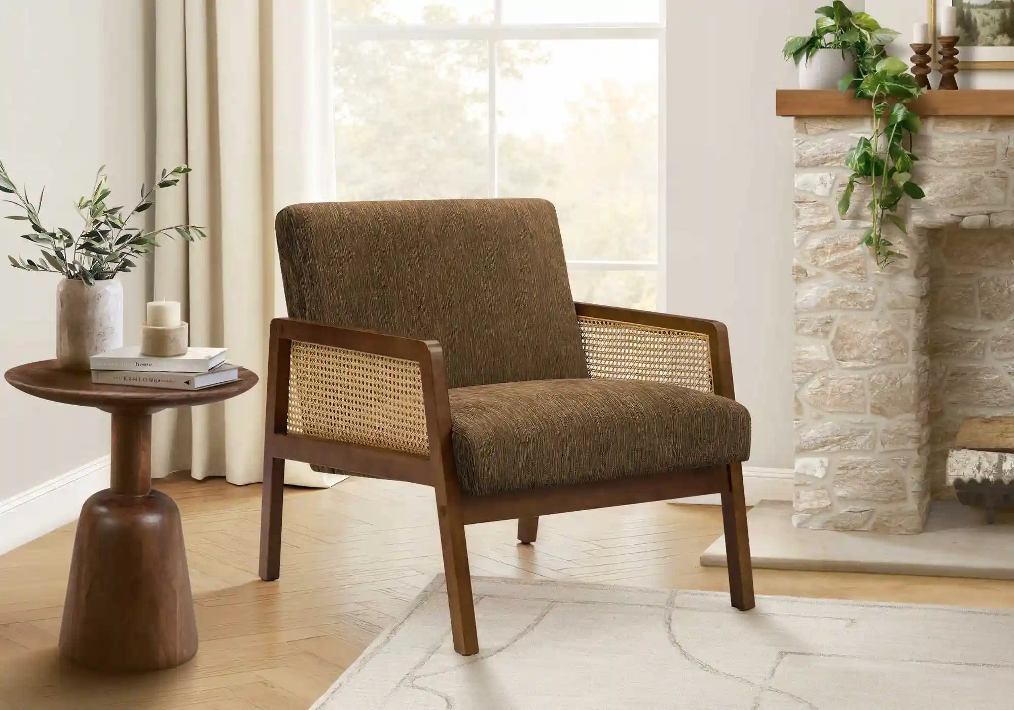 Chaise d'Appoint en Tissu Brun avec Côtés Tissés et Bois Noyer