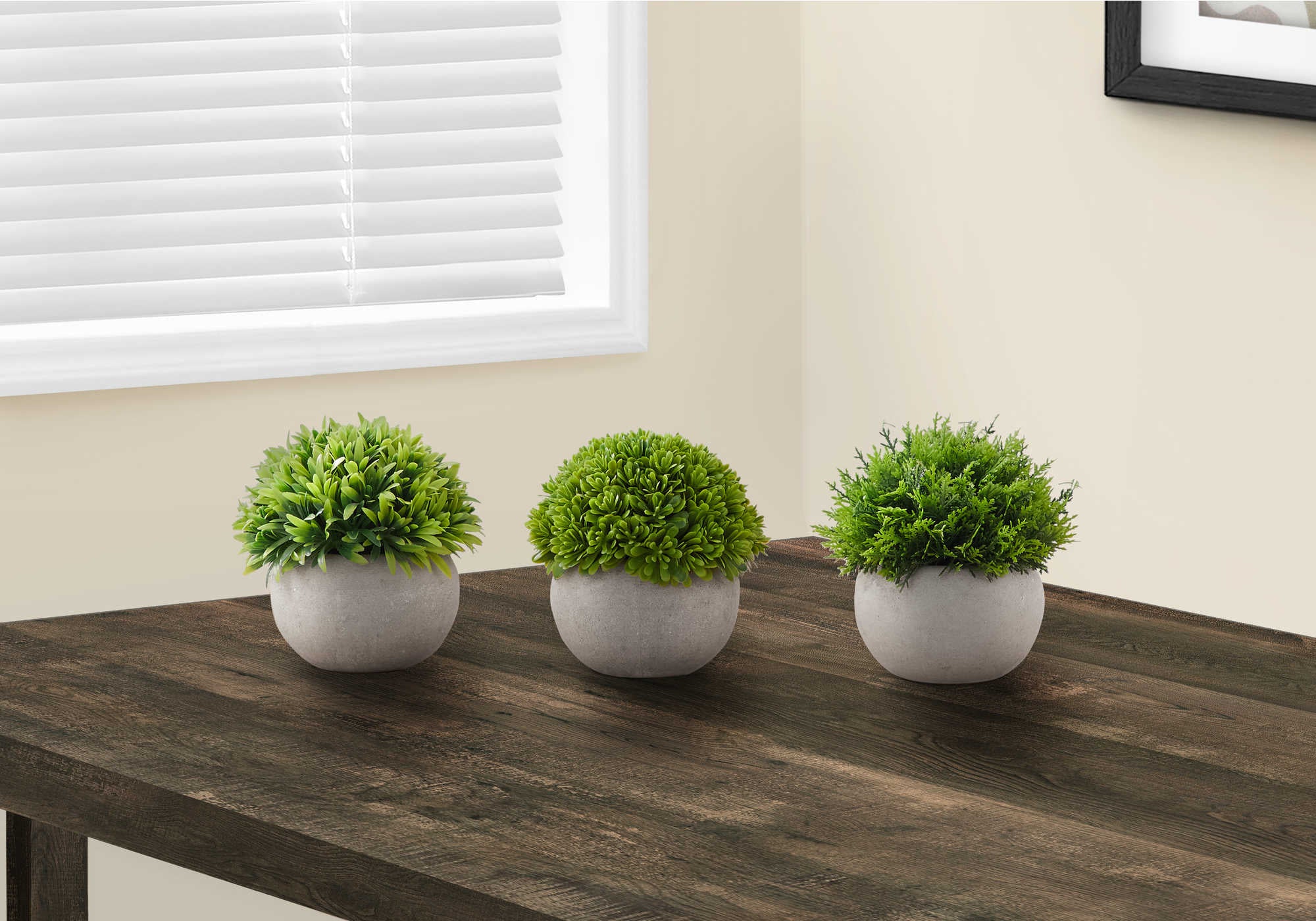 PLANTE ARTIFICIELLE - 3MCX / 5"H GAZON POT GRIS 3"
