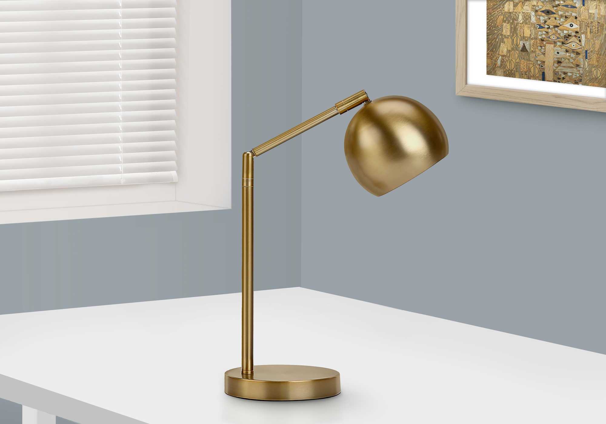 ÉCLAIRAGE - LAMPE DE TABLE 19"H MÉTAL DORÉ / ABAT-JOUR DORÉ