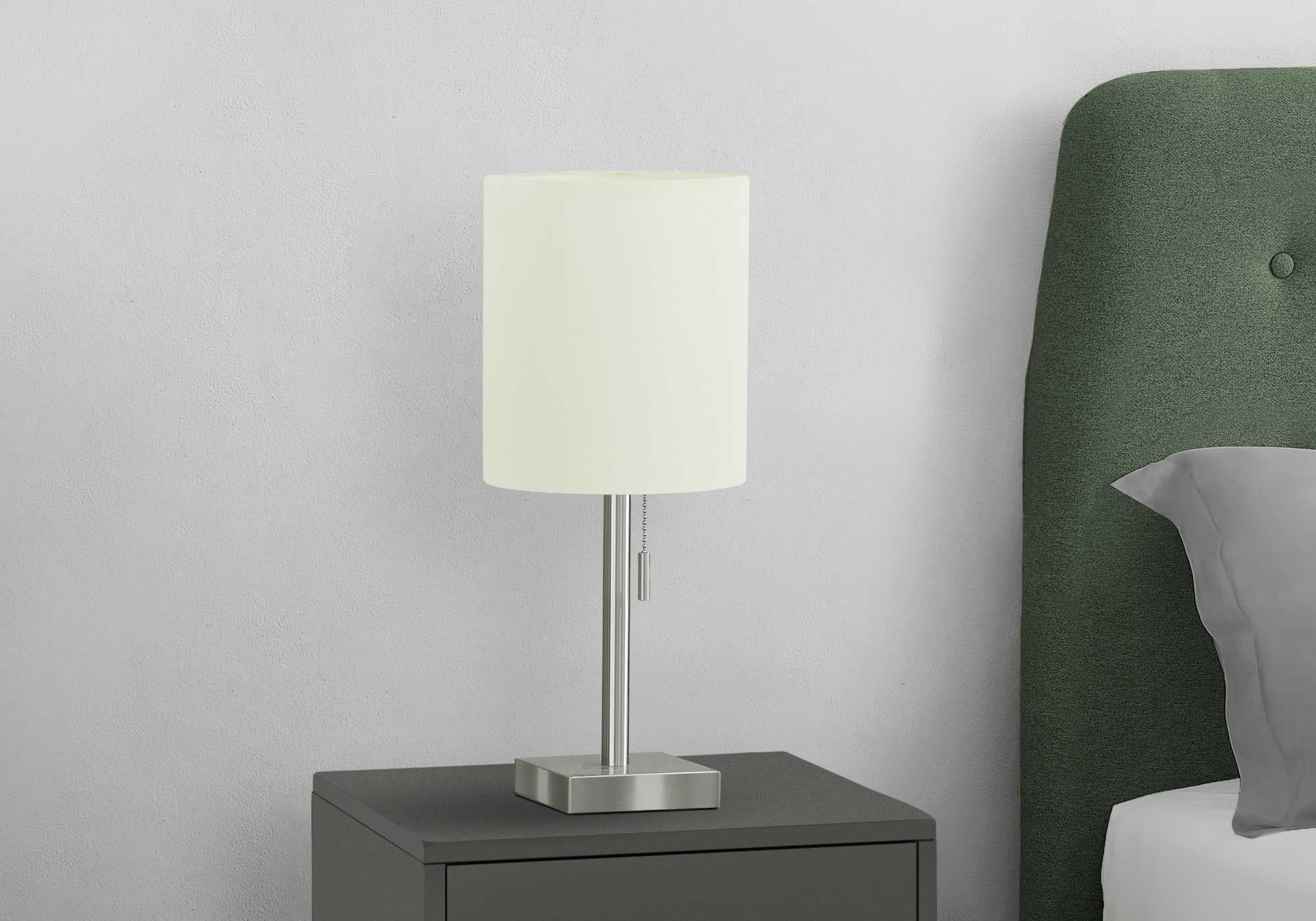 ÉCLAIRAGE - LAMPE DE TABLE 2PCS/17" H MÉTAL NICKEL/IVOIRE/USB