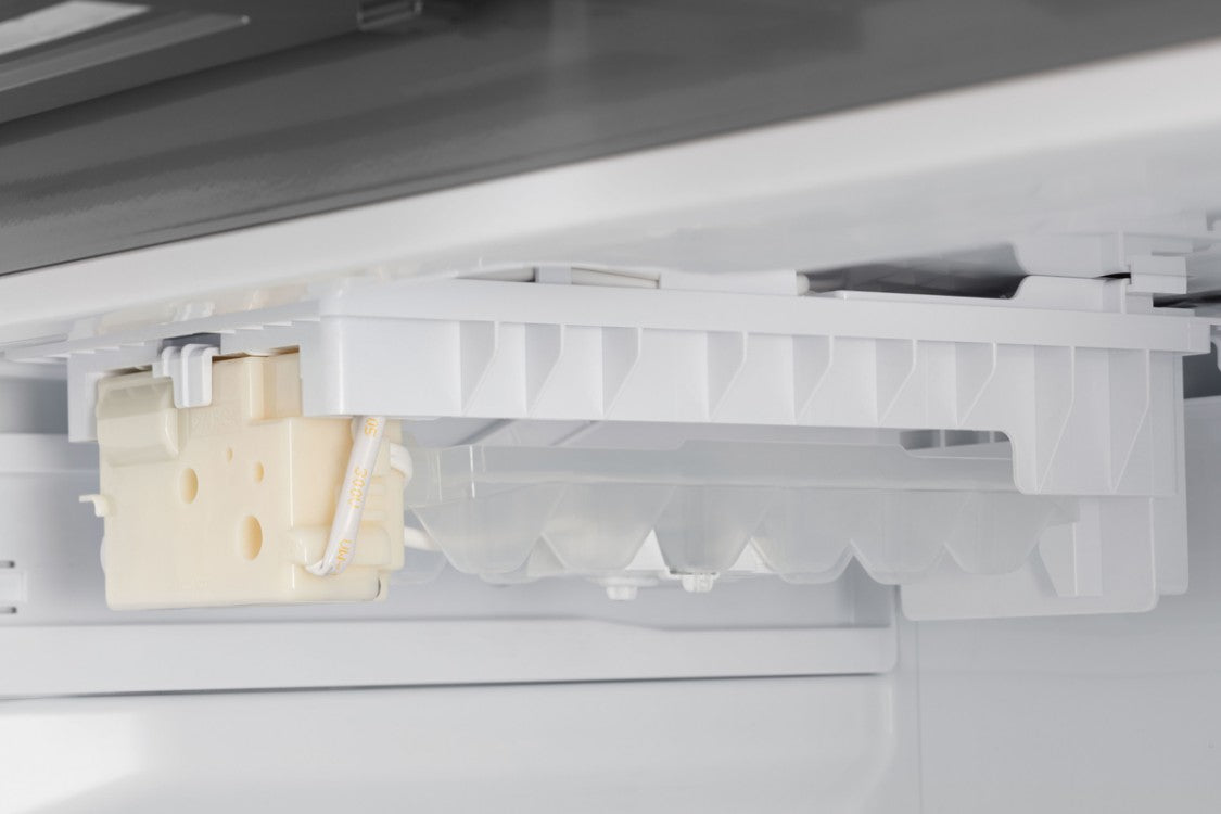 Réfrigérateur à portes françaises à profondeur de comptoir Hisense en acier inoxydable avec eau et glace (21,1 pi³) - RF208N6CSE ( Meuble Mtl )