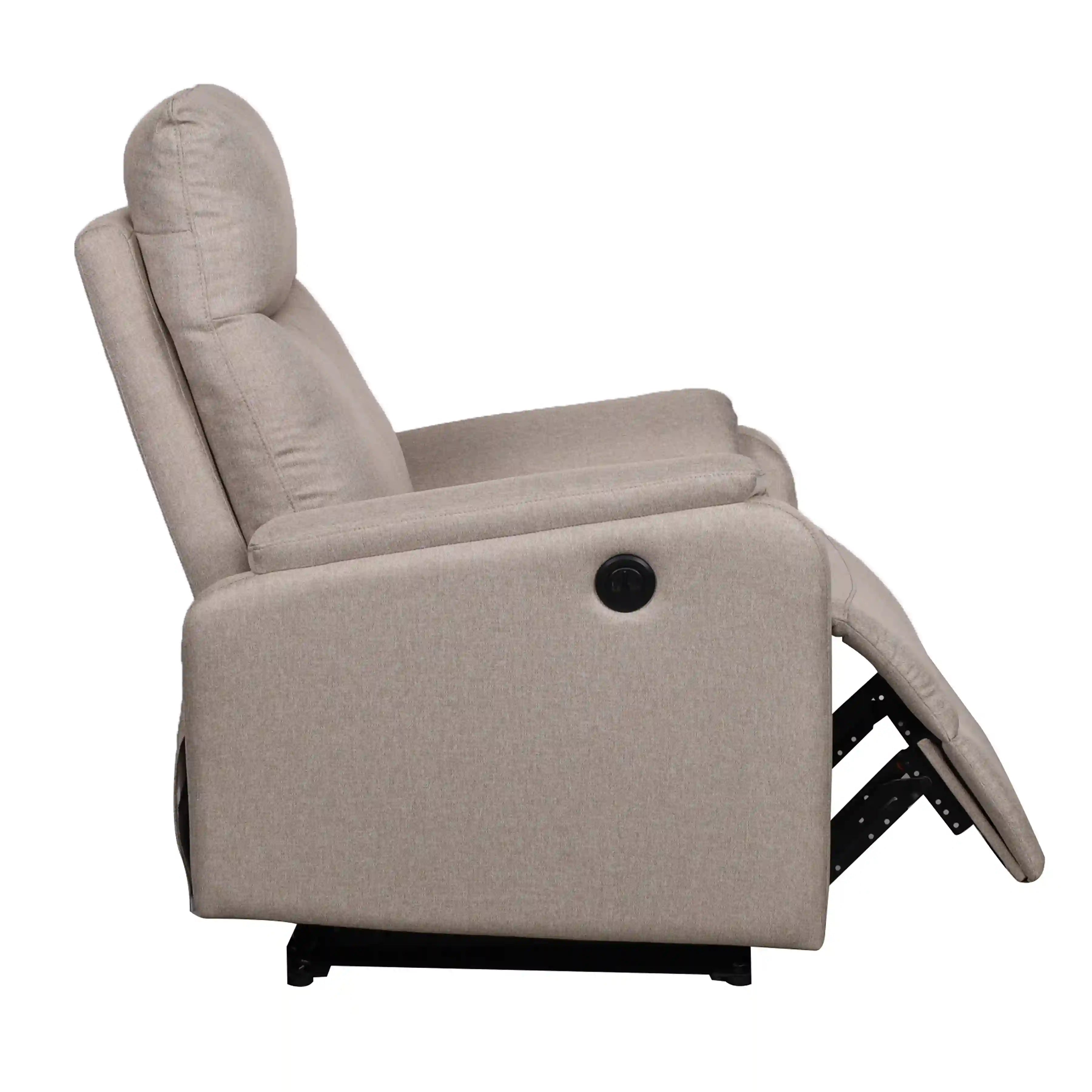 Titre A : Élégance Compacte : Le Fauteuil Westby Power Beige